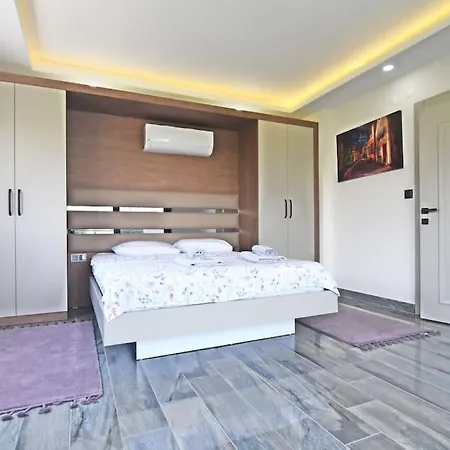 Kadriye Premium Luxury Holidays 3+1 别墅 贝莱克